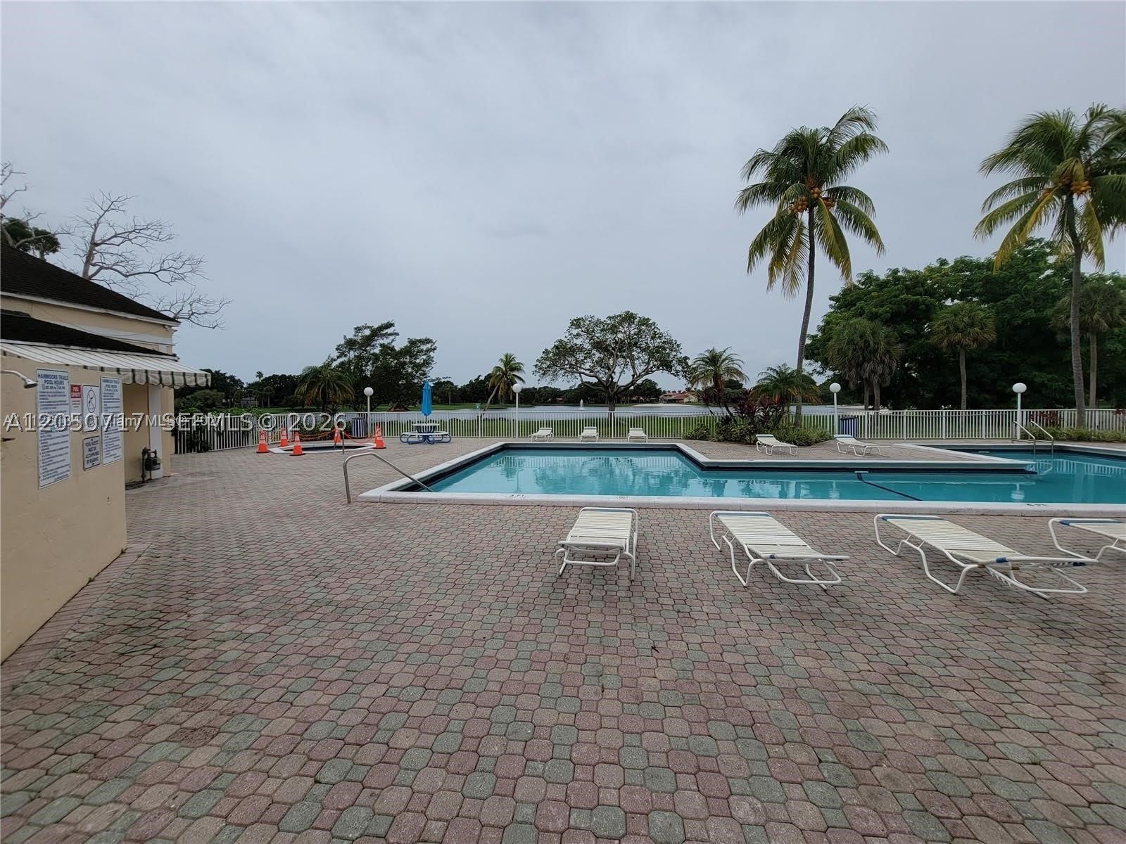 15320 SW 106th Ter – photo 3