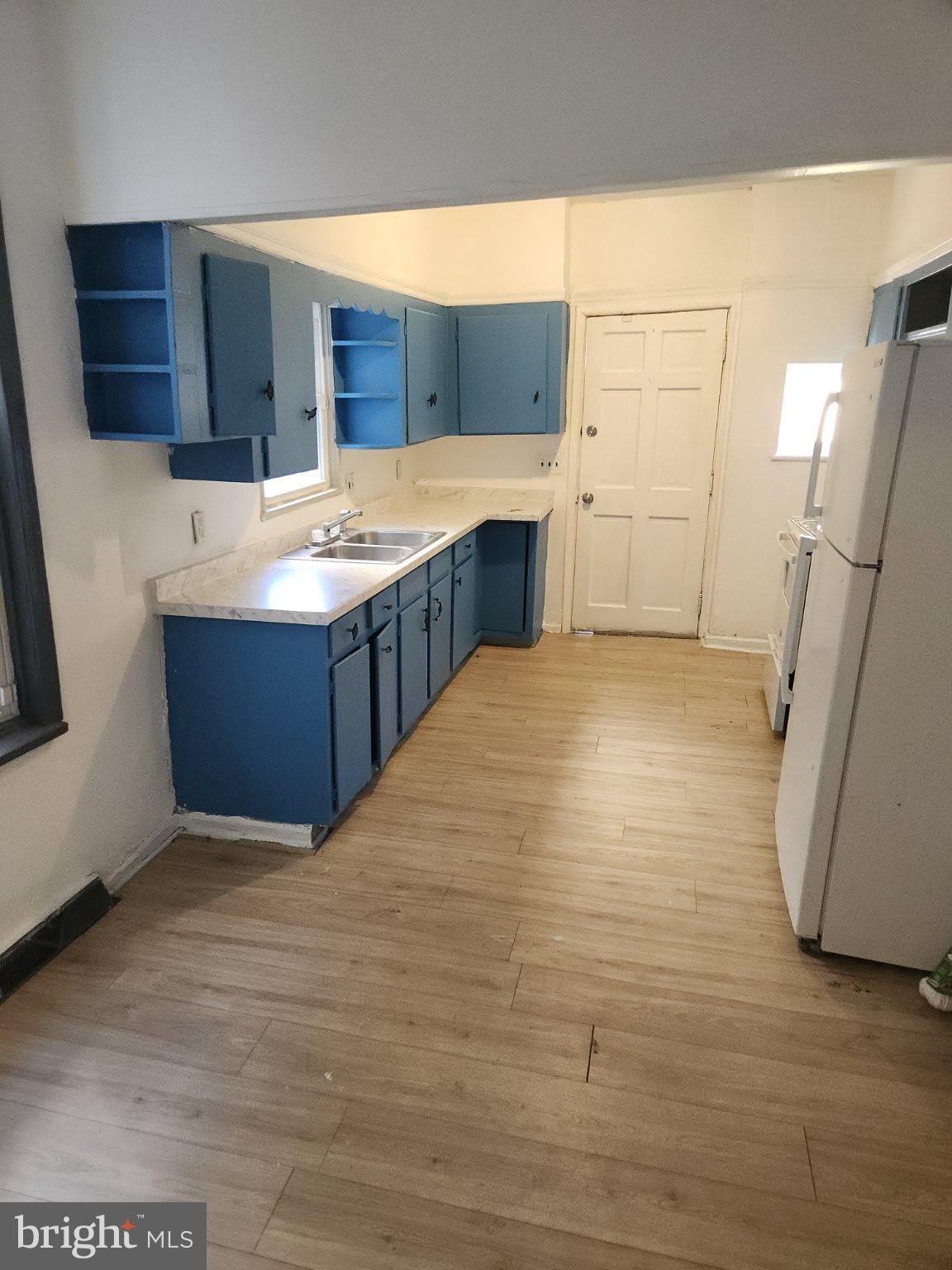 2029 LOGAN Street – photo 2