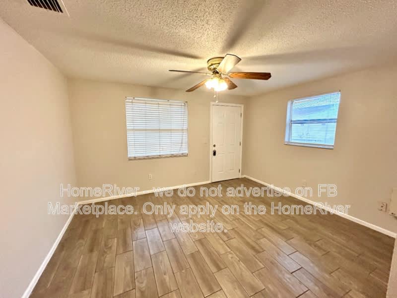 1207 E 108th Ave – photo 4