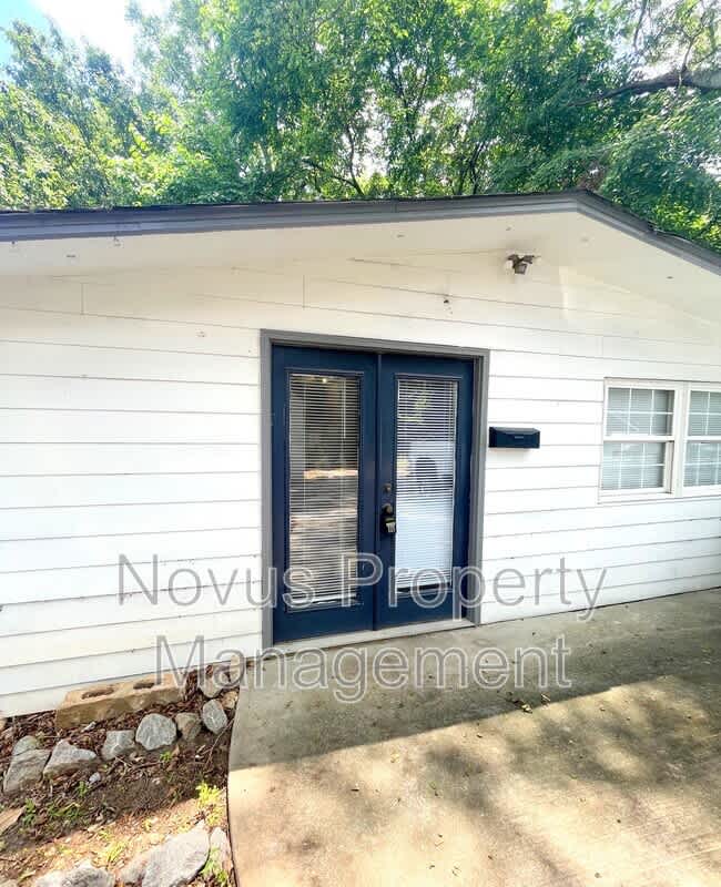 328 "B" Maple Street – photo 4