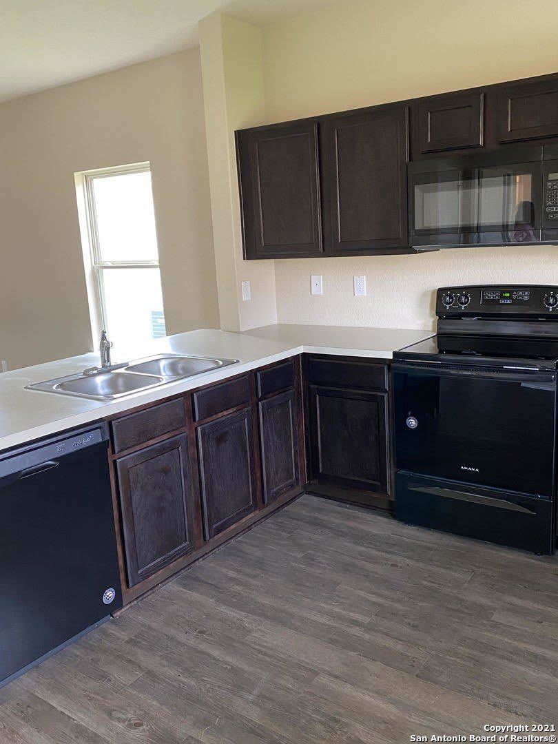 7331 Barlow Grove – photo 3