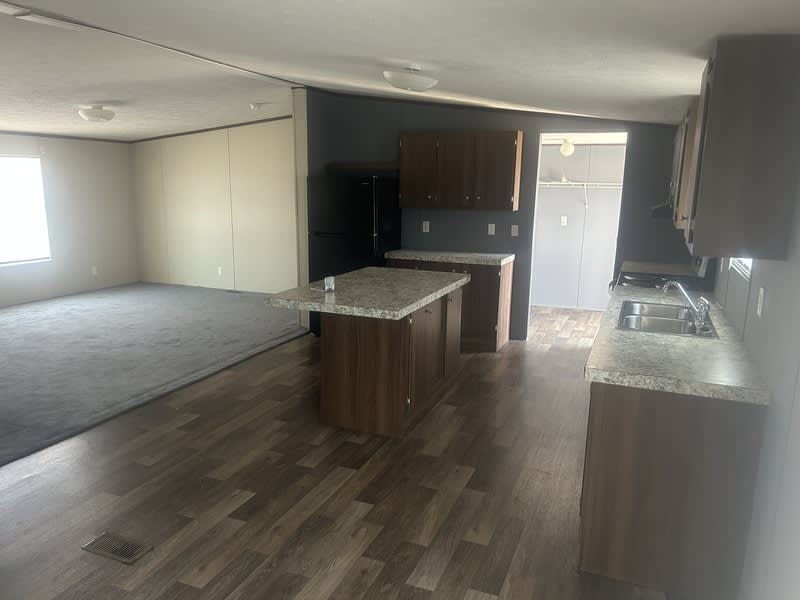 254 Banyan Ave. – photo 4