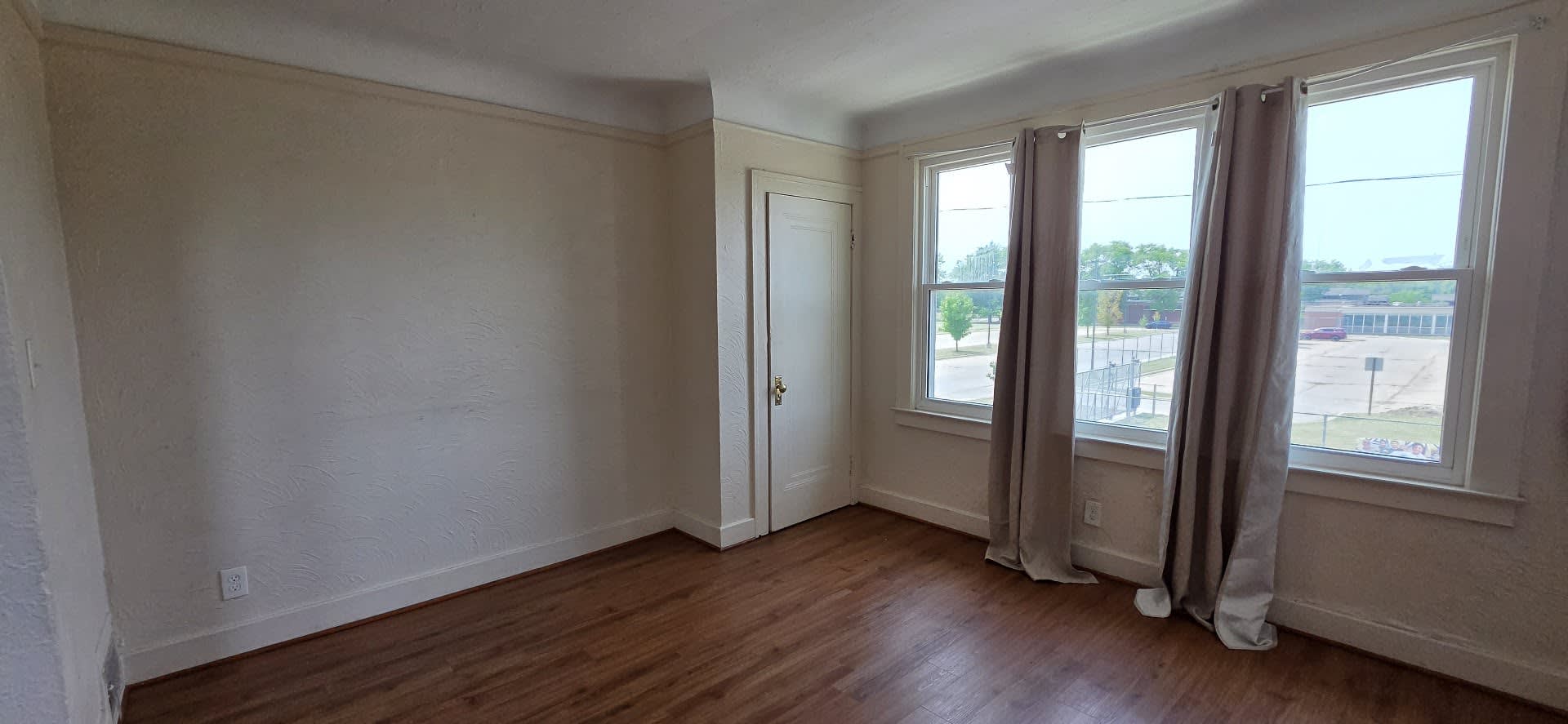 3410 Rosa Parks Boulevard – photo 5