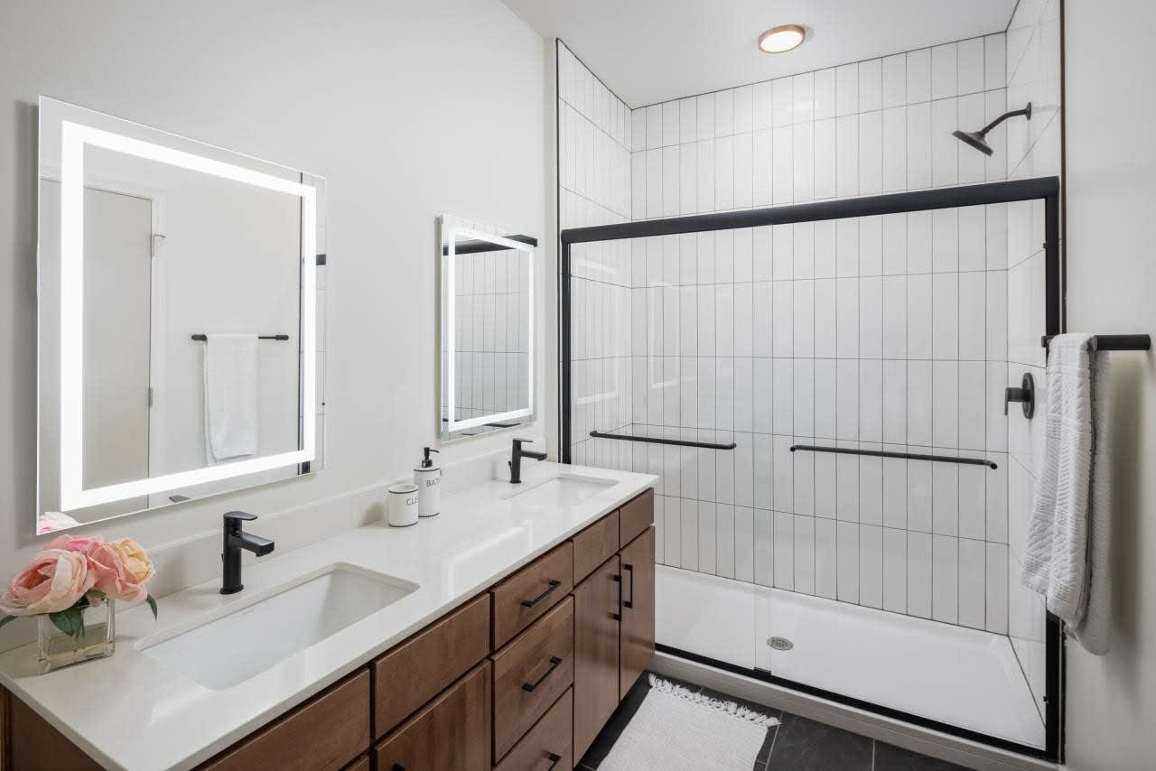 Baricelli Little Italy Apartments – photo 5