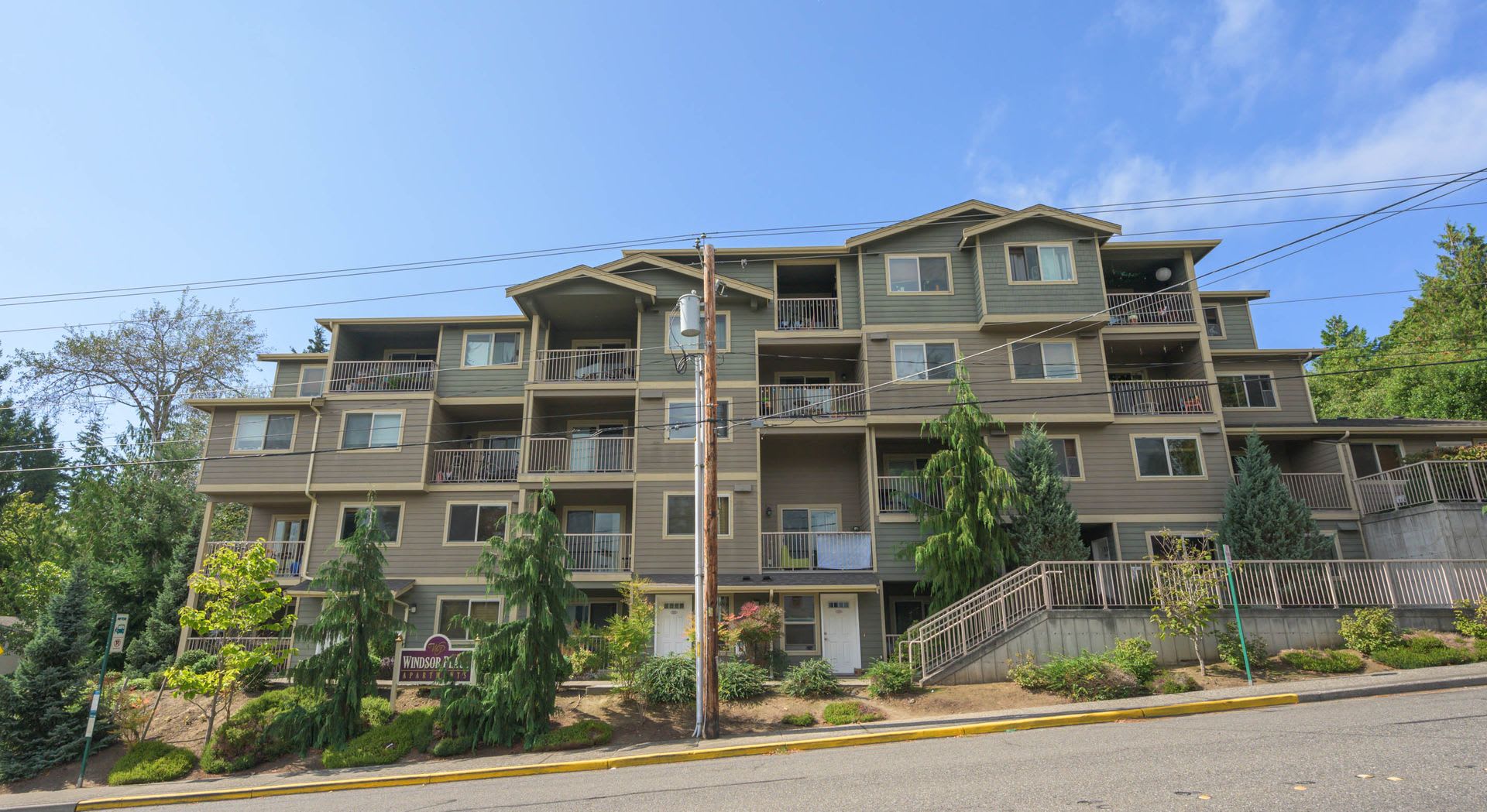 TWO WEEKS FREE rent, +$1,000 Visa Card Move-In Bonus – photo 3