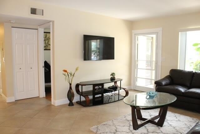 6436 Chasewood Drive – photo 4