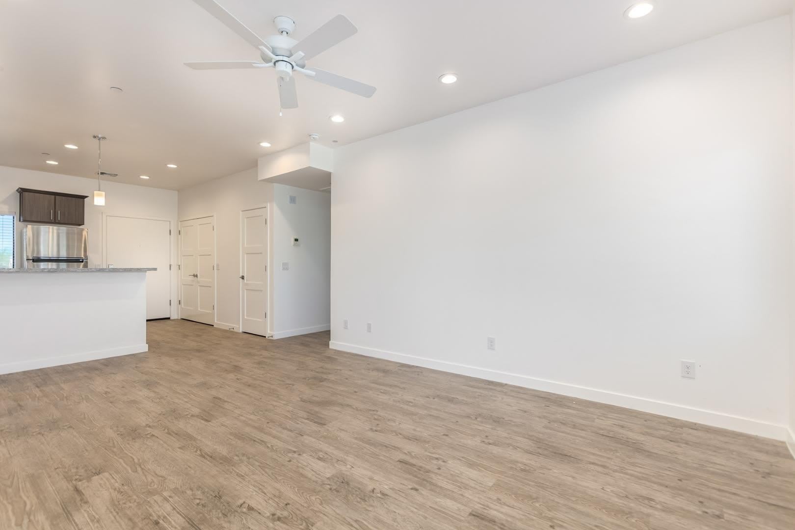 2063 E Lemon – photo 5