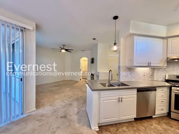 10796 Sabre Hill Drive – photo 5