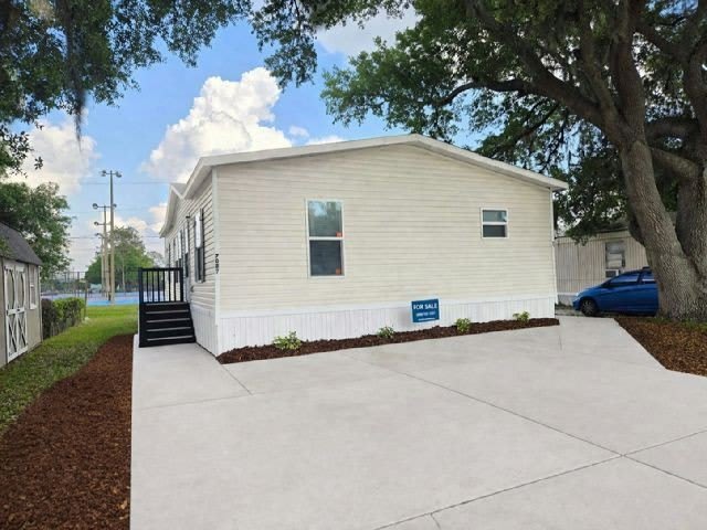 7087 Greenbrier Village Drive – photo 1