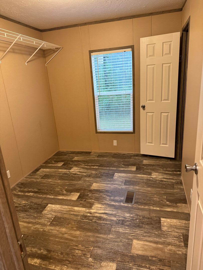 New 3/2 Doublewide! – photo 5