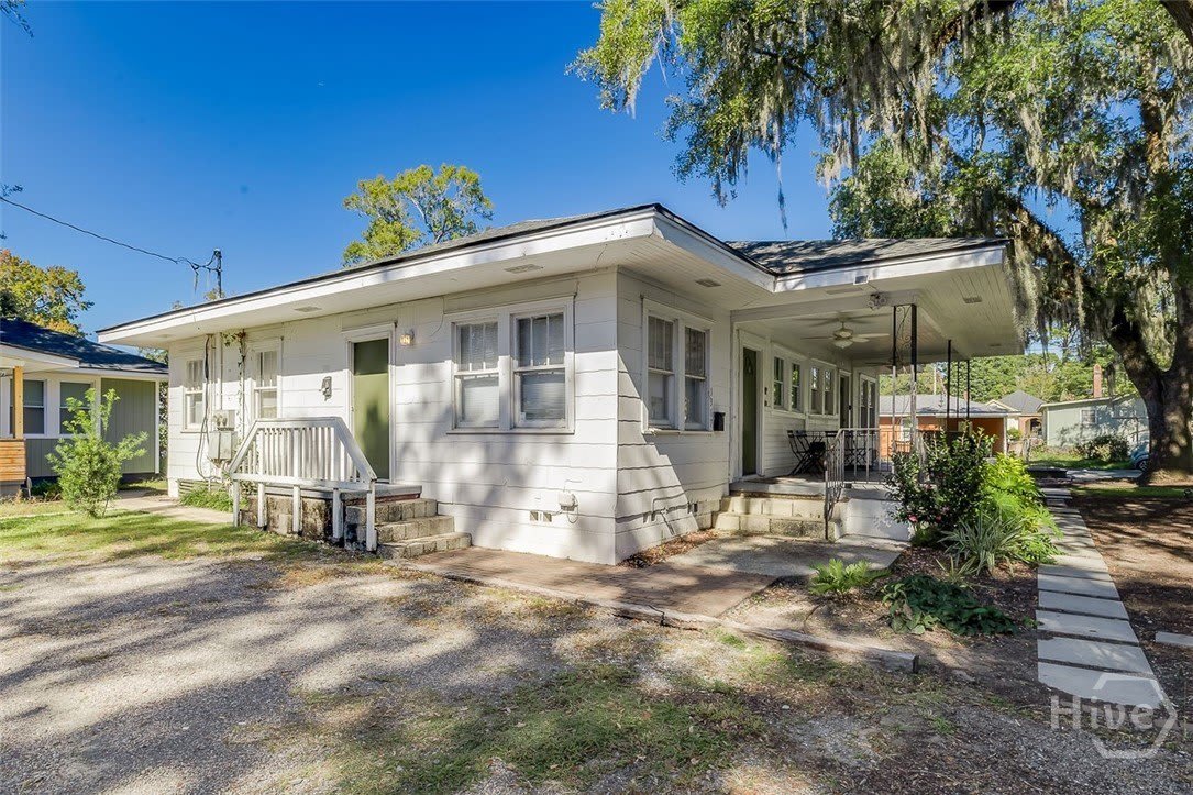 1317 E 38th Street – photo 2