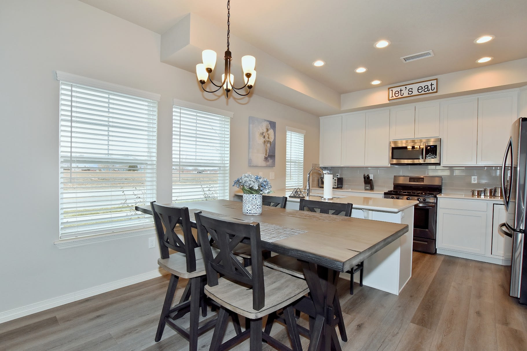 1688 Grand Avenue – photo 5