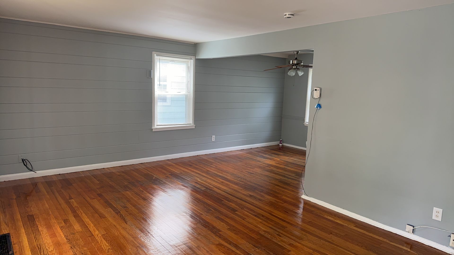 3Bd 1 5 Ba Nicely Updated Home – photo 4