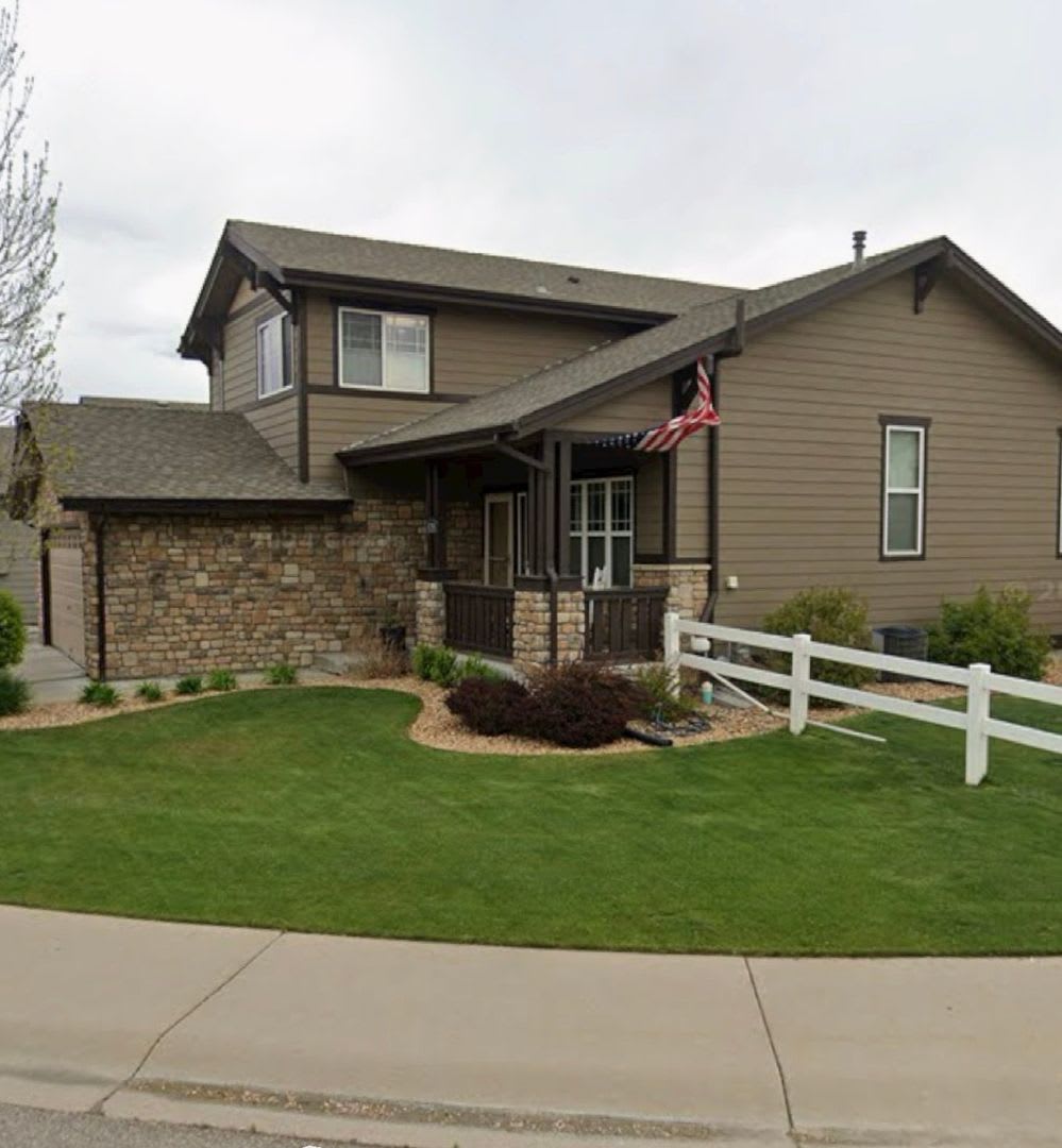 Spacious 4BR House in Loveland – photo 3