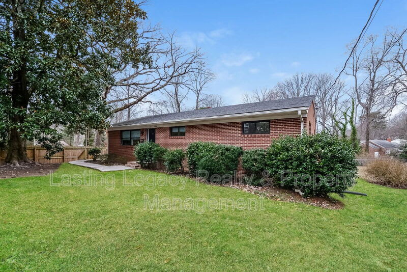 147 Harmon Avenue – photo 1