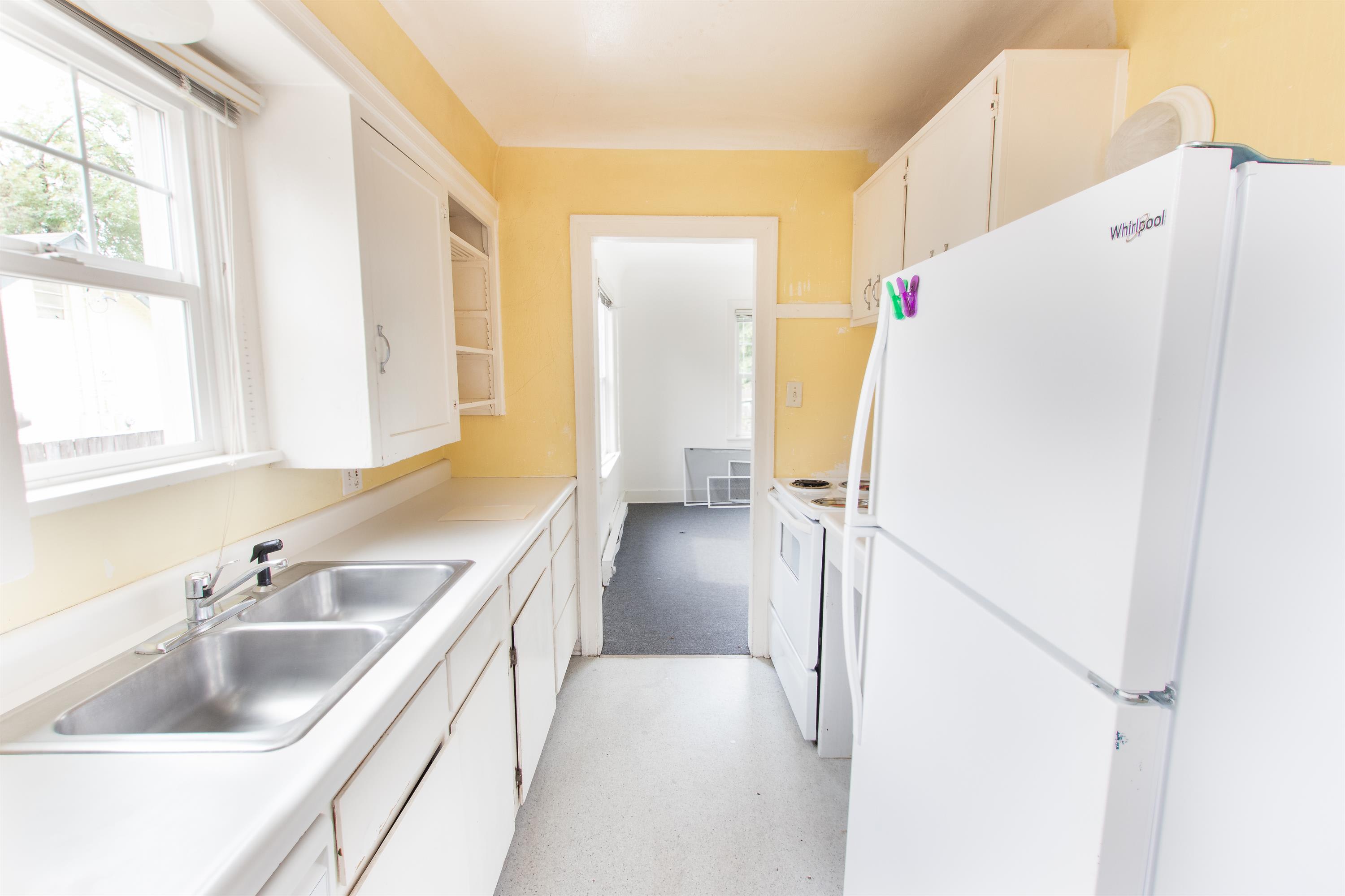 671 East 17th Ave – photo 3