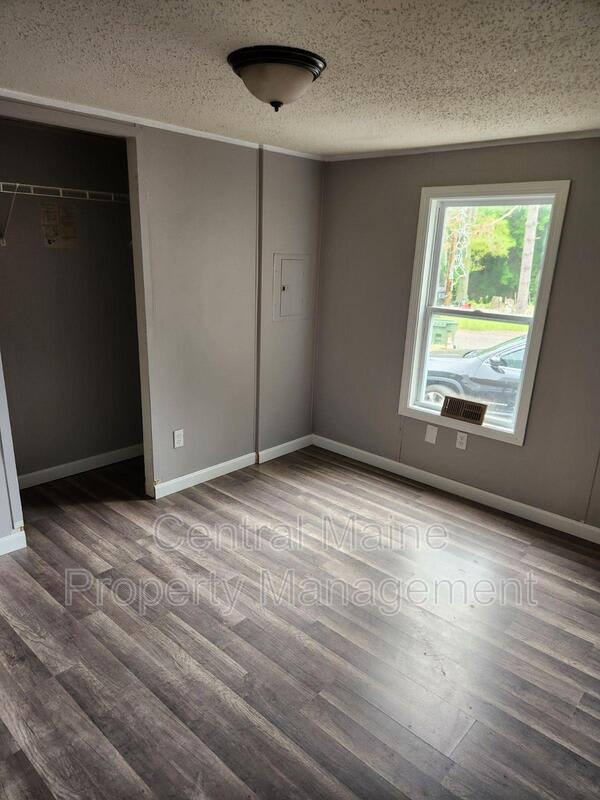 1 Austin Dr. – photo 5