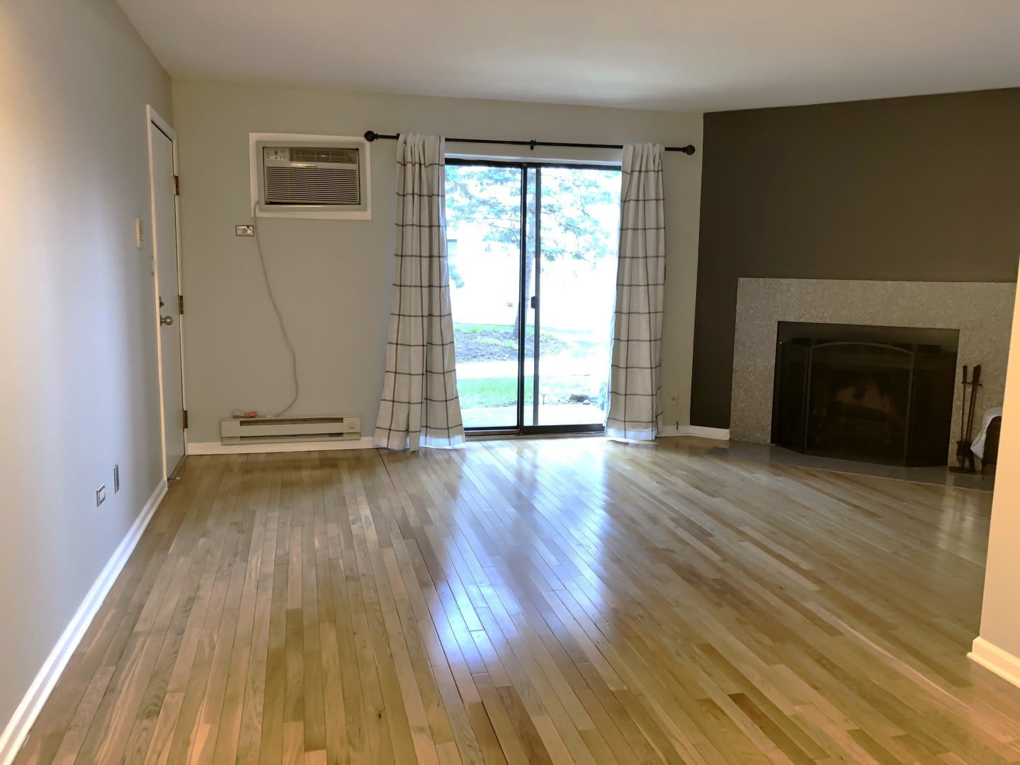 446 E Osage Lane – photo 2