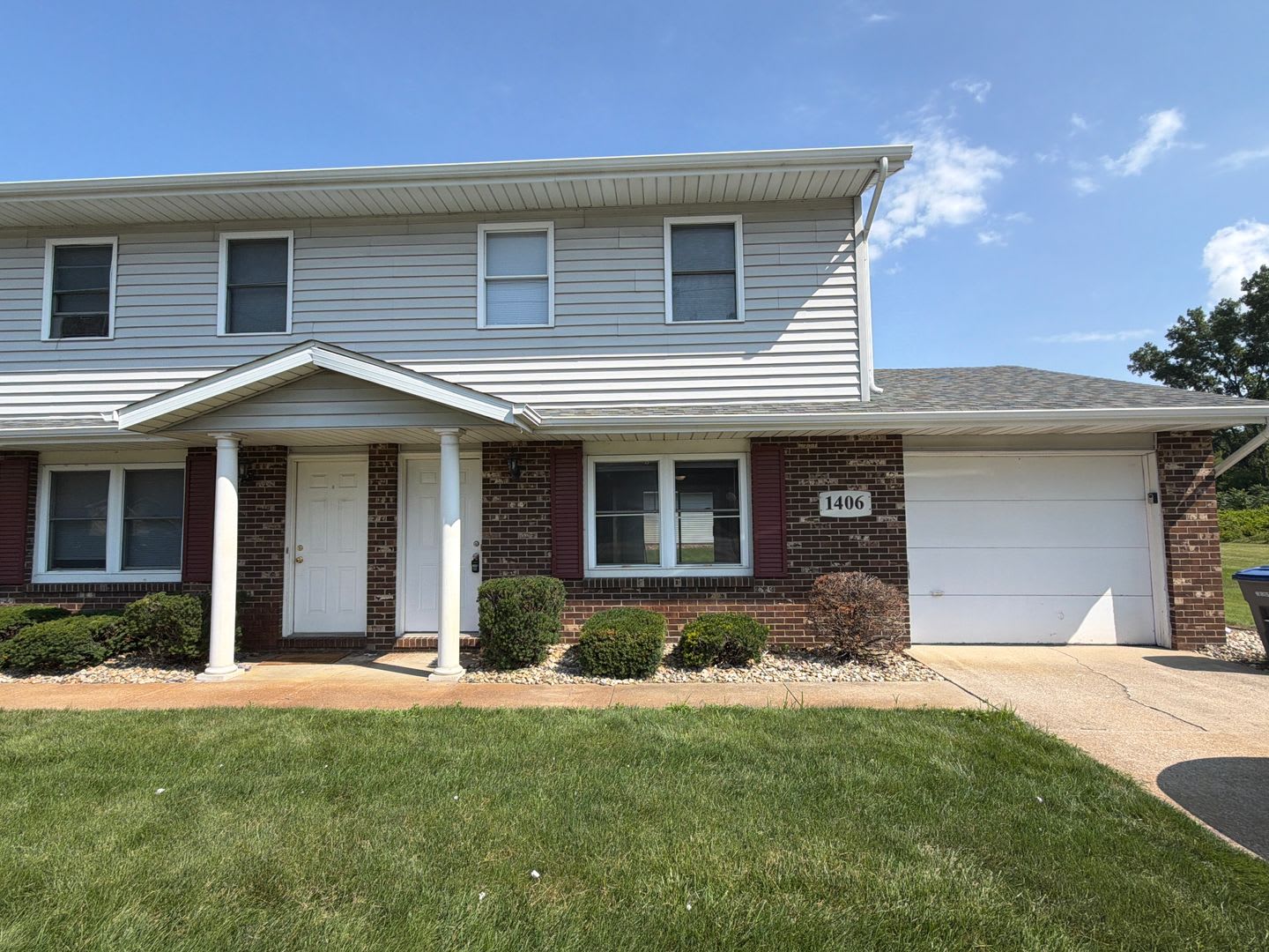 1406 County Road 6 East – photo 2