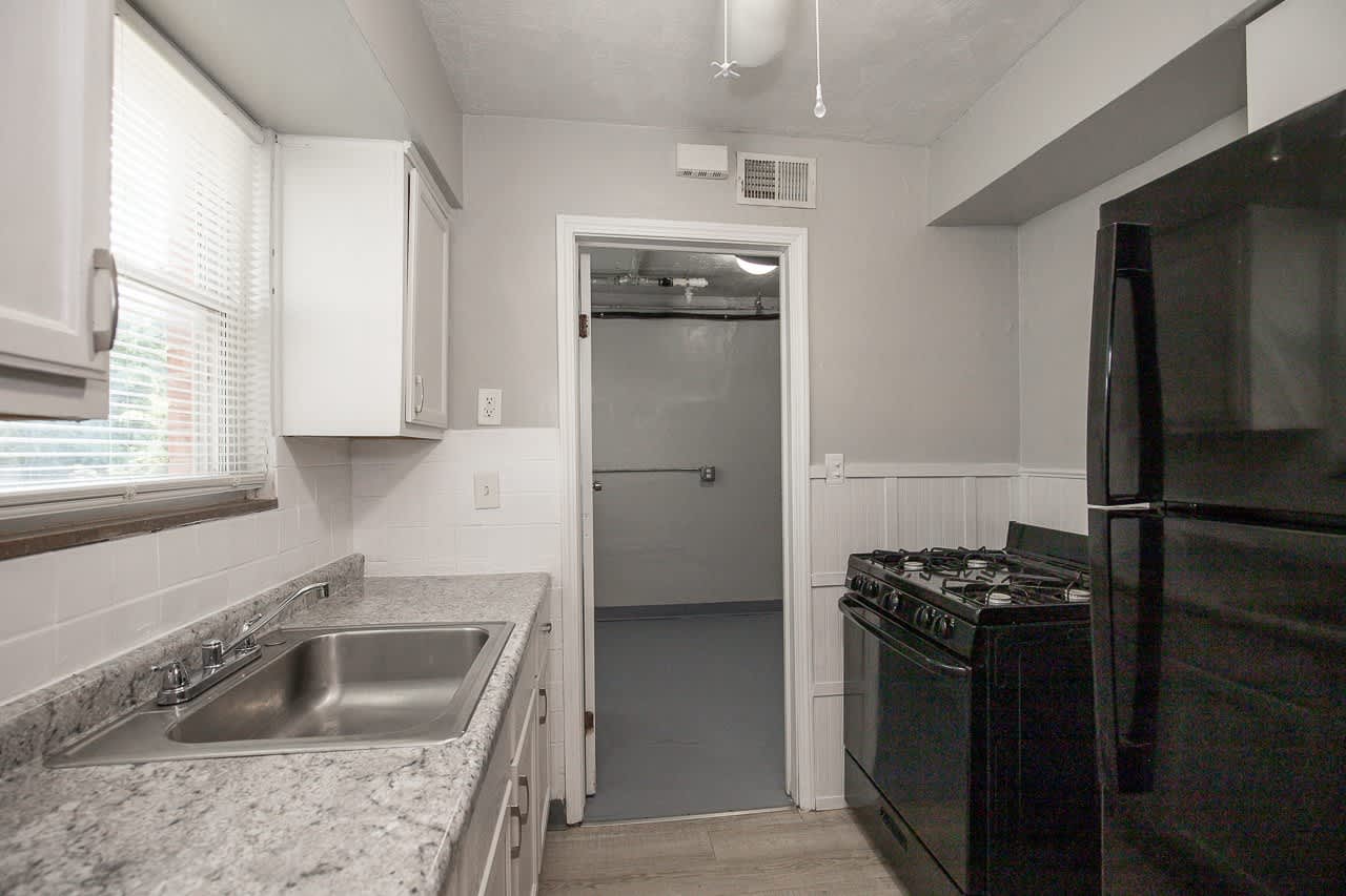 20250 Priday Ave – photo 3