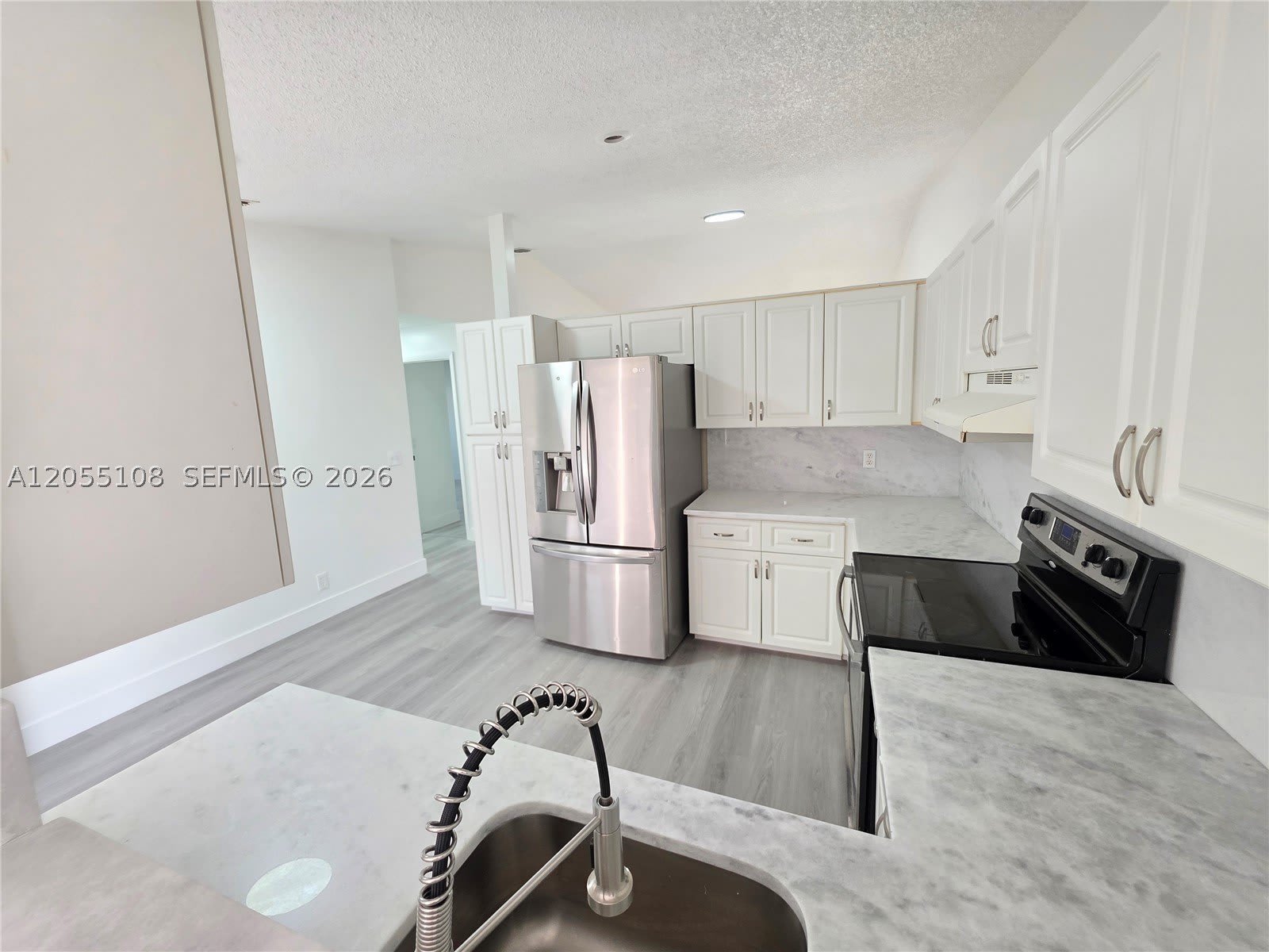 5307 NW 93rd Ave – photo 3