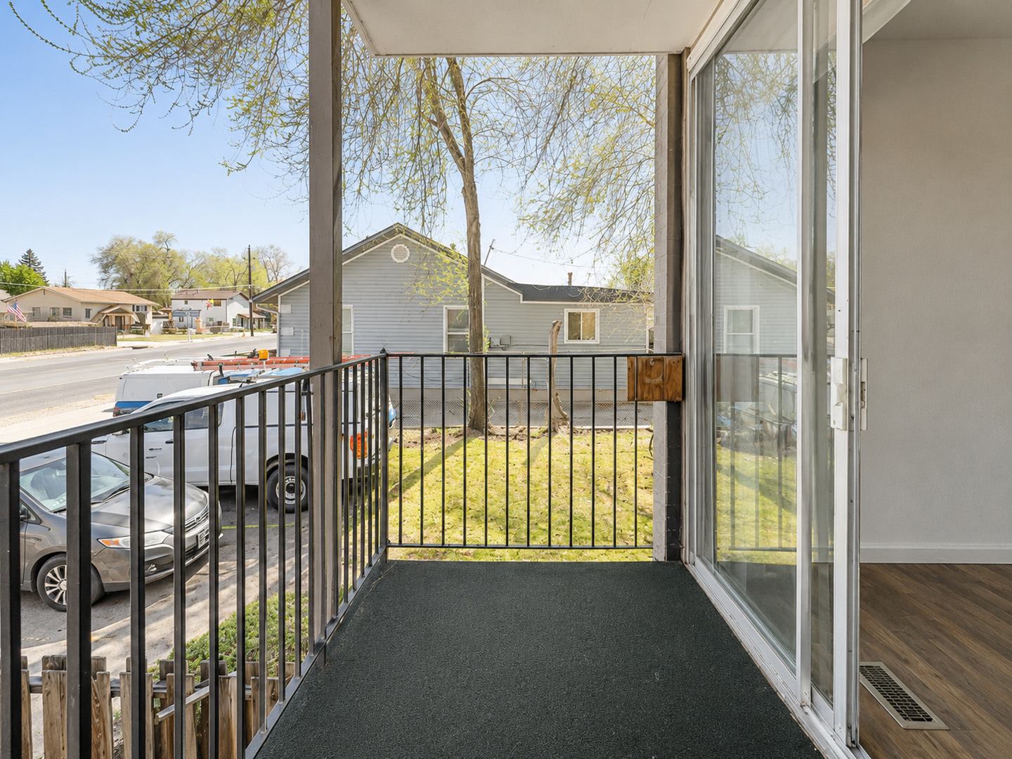 Comfy 2 Bedroom Condo in West Valley – photo 4