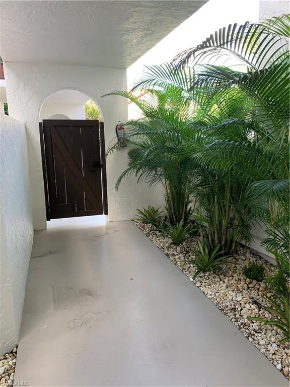 4082 Belair Ln – photo 2