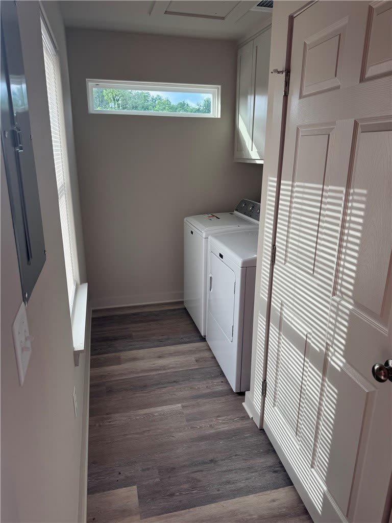 2301 N Center – photo 4