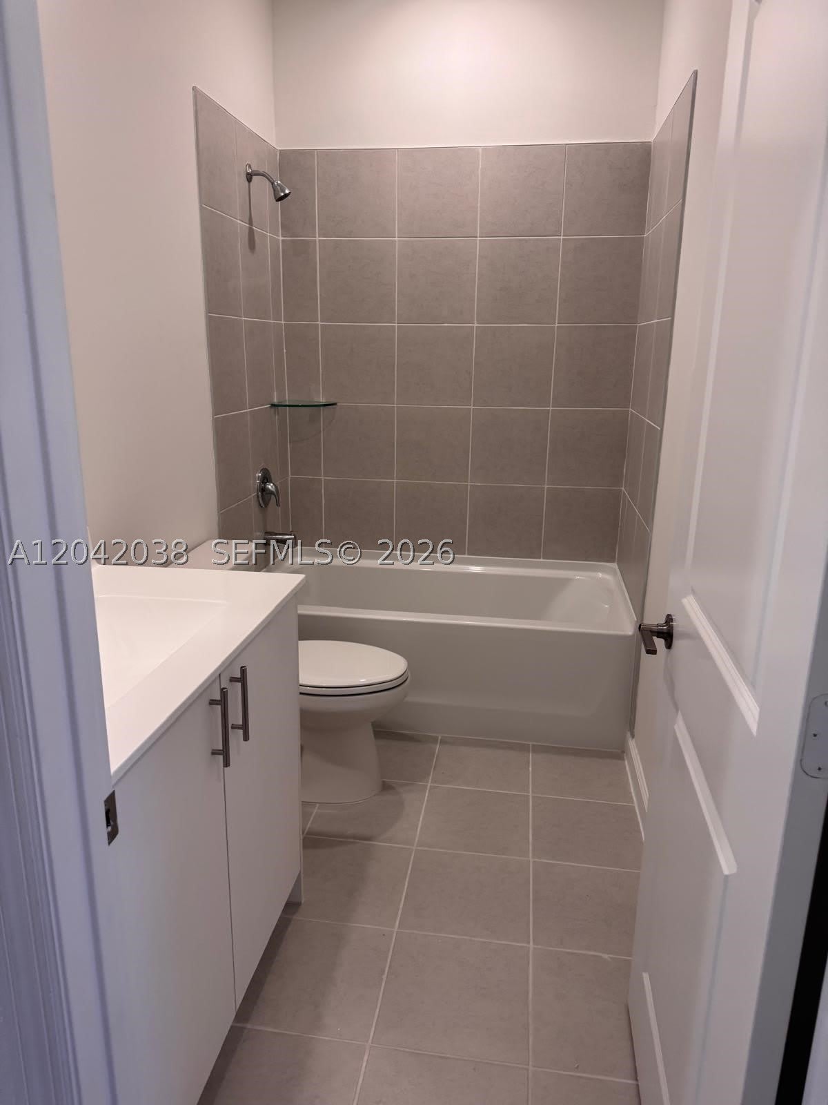 2444 SE 29th St – photo 5