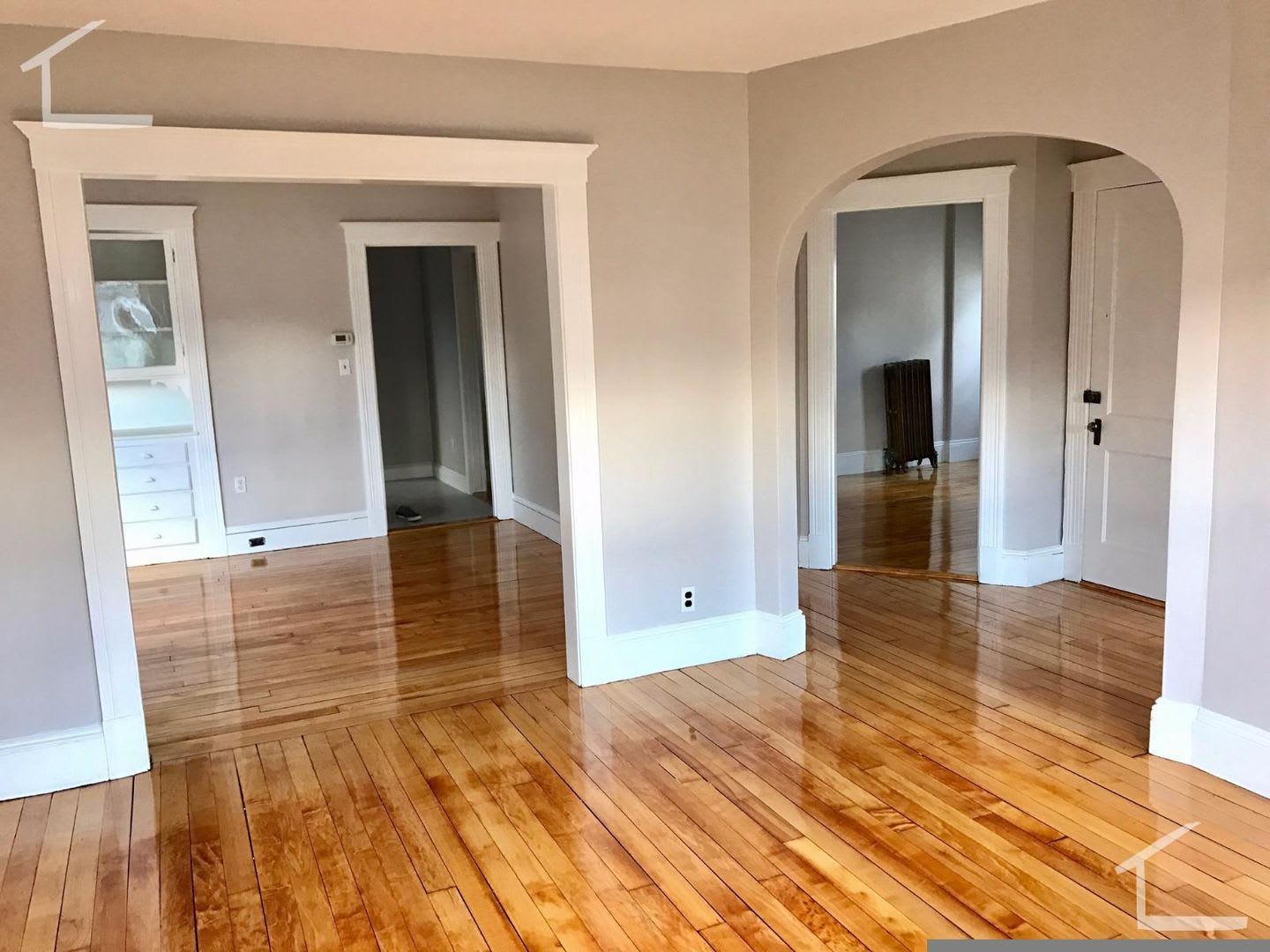 Charming 4 Bedroom- No Broker Fee – photo 1