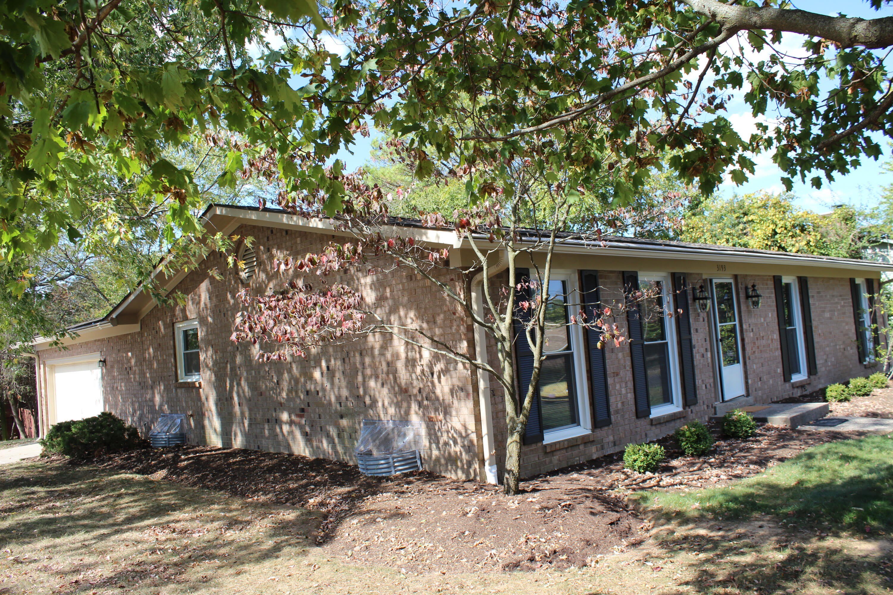 3193 Carriage Lane – photo 1