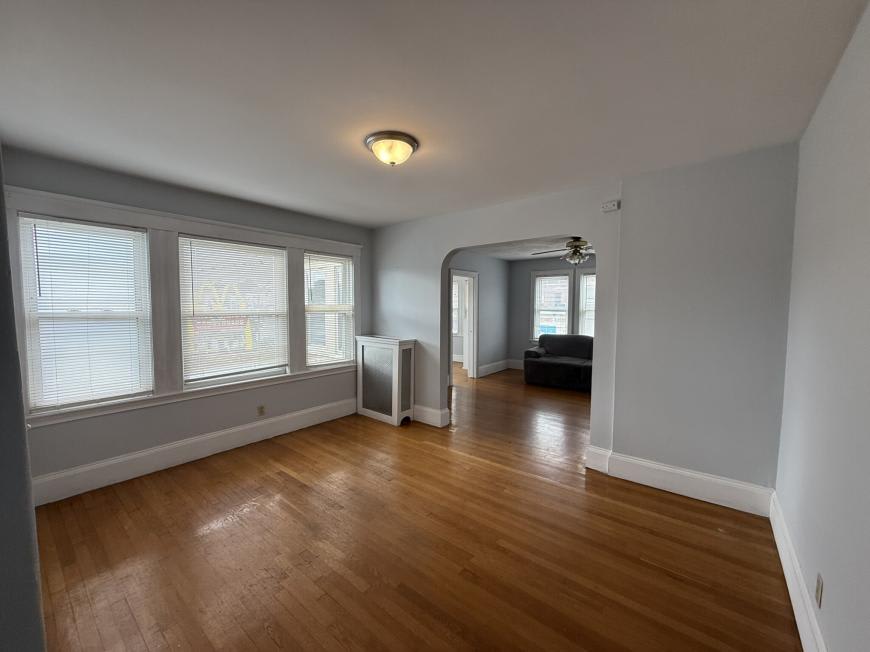527 Gallivan Blvd. – photo 4