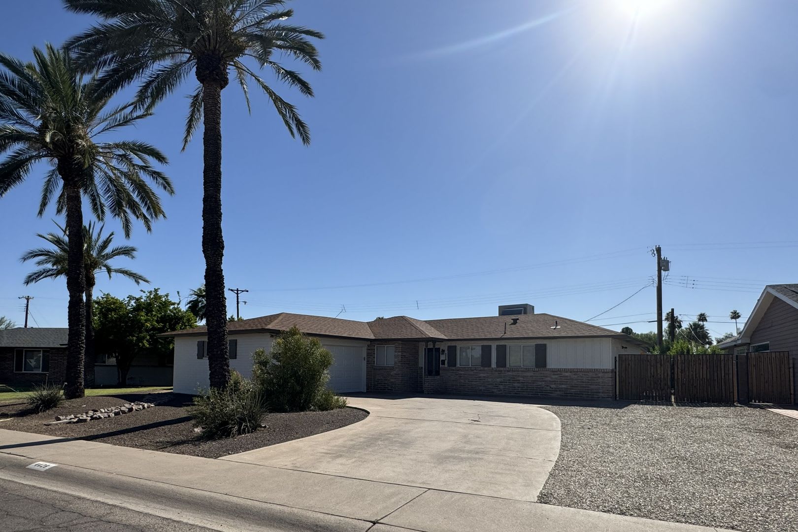 Move In Special Remodeled Gem In The Heart Of Scottsdale – photo 1
