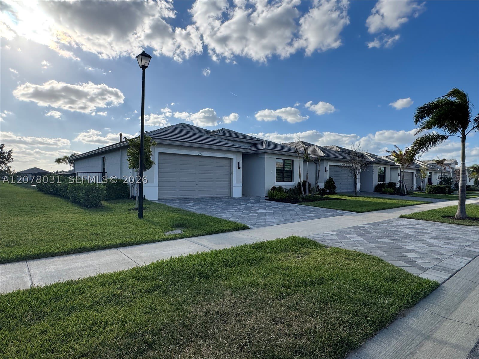 12712 SW Blue Mangrove Pkwy – photo 2