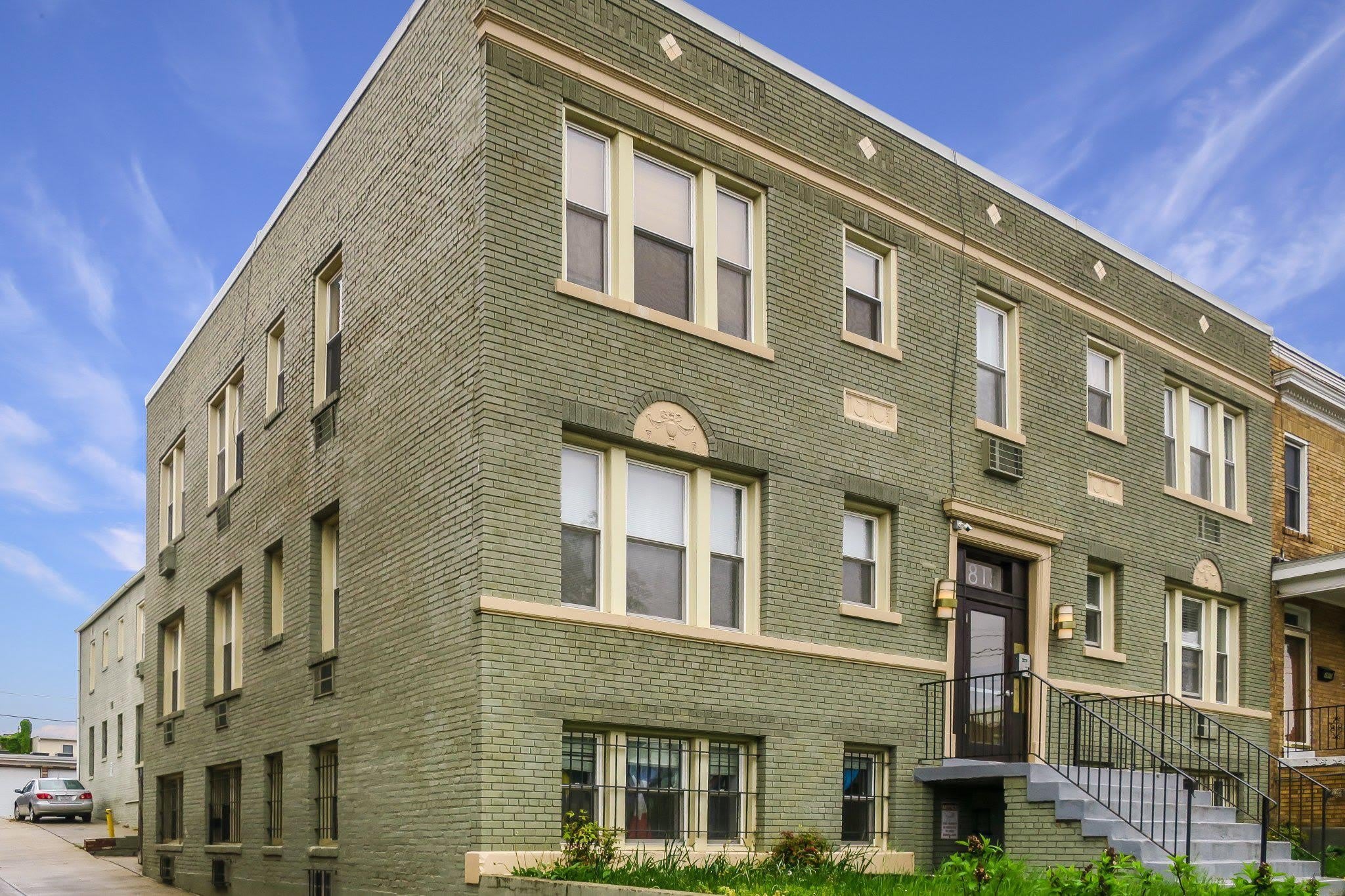 1815 A Street SE – photo 1