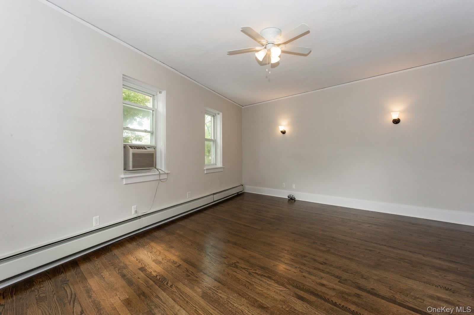43 New Hyde Park Road – photo 4
