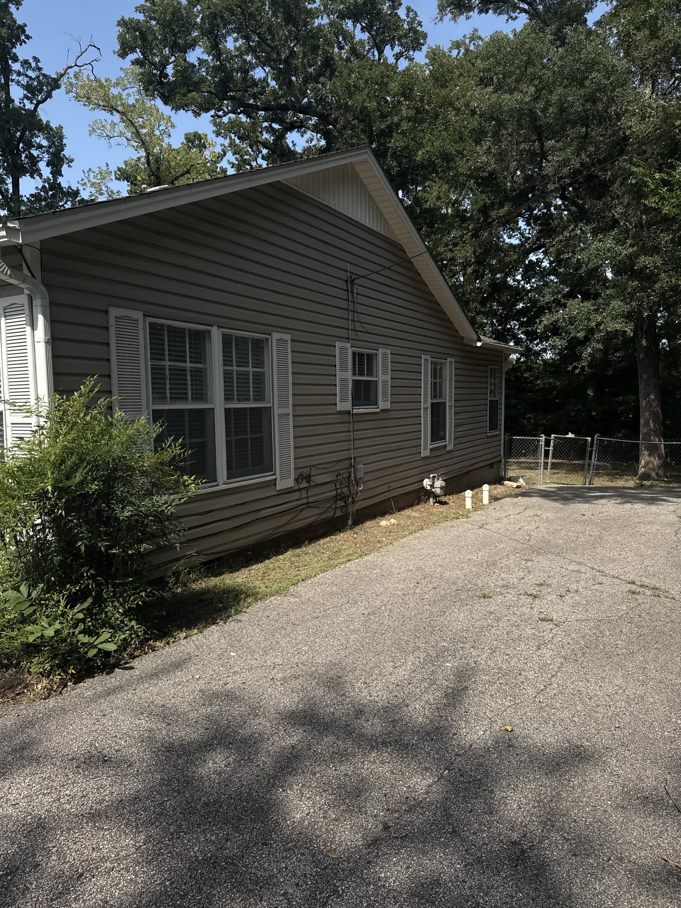 1100 South Trade Days Boulevard – photo 4