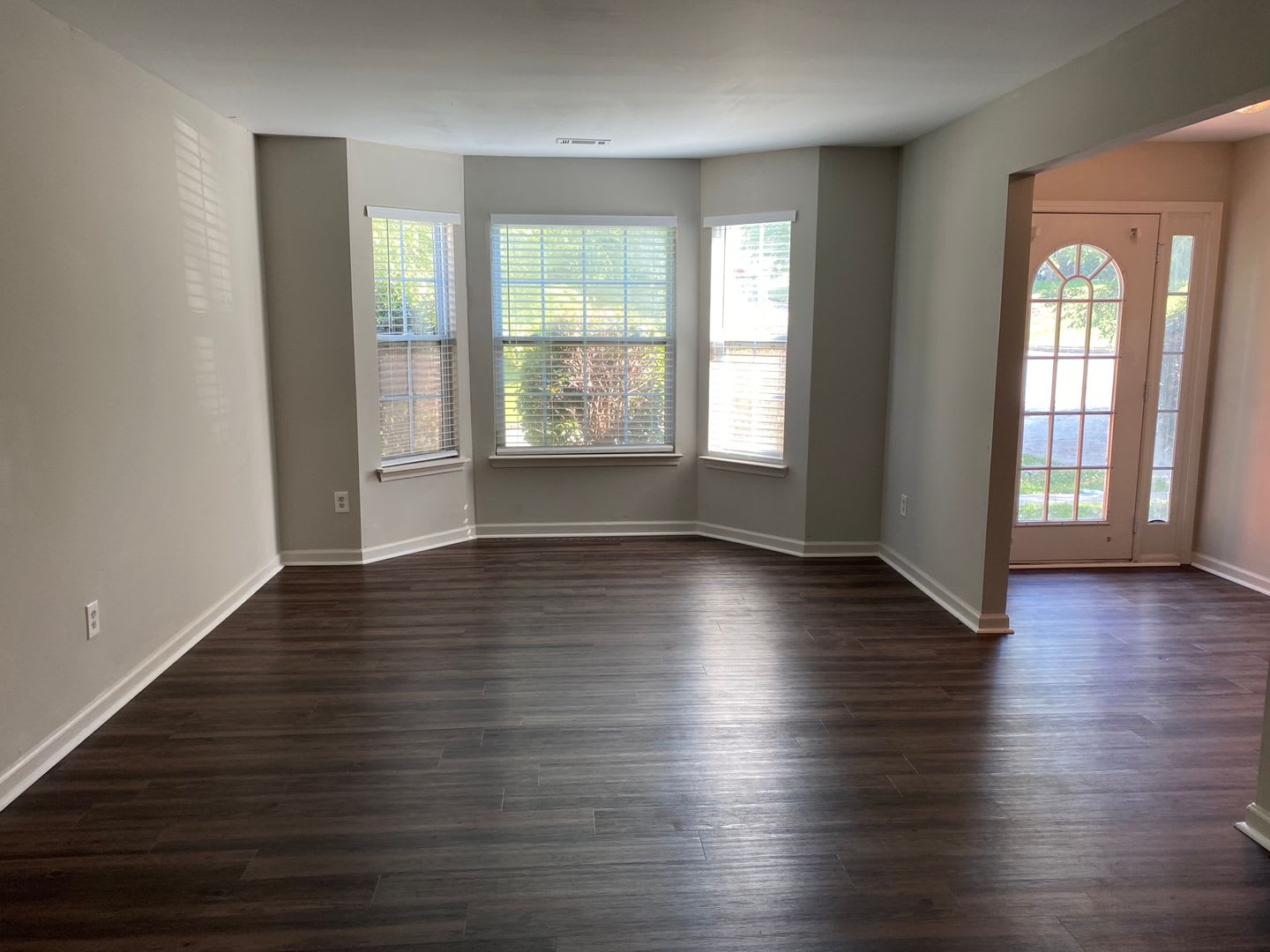 Spacious 4 Bed 2 5 Bath In Great Swim Tennis Community – photo 4