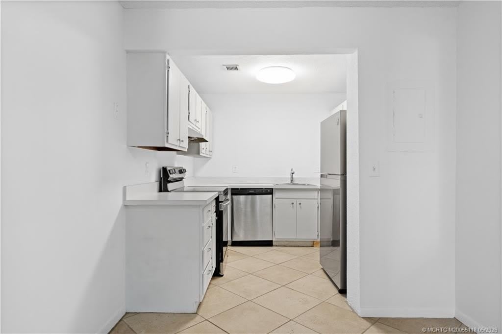 2118 SE Edler Drive – photo 3