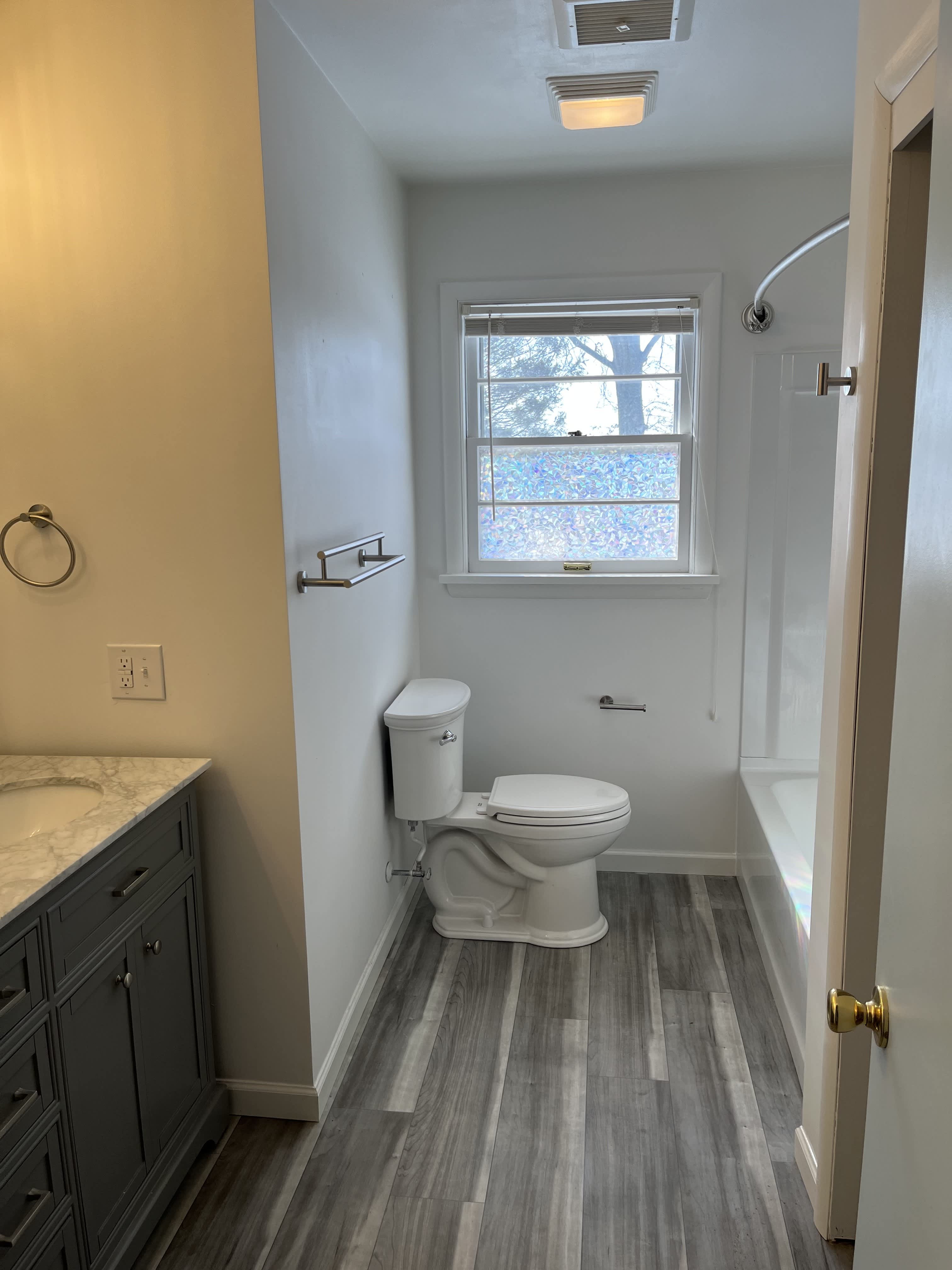220 Tennyson Drive – photo 4
