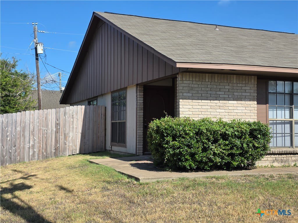 5226 Davy Crockett Street – photo 2