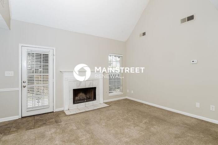 3254 Landgraf Close – photo 2
