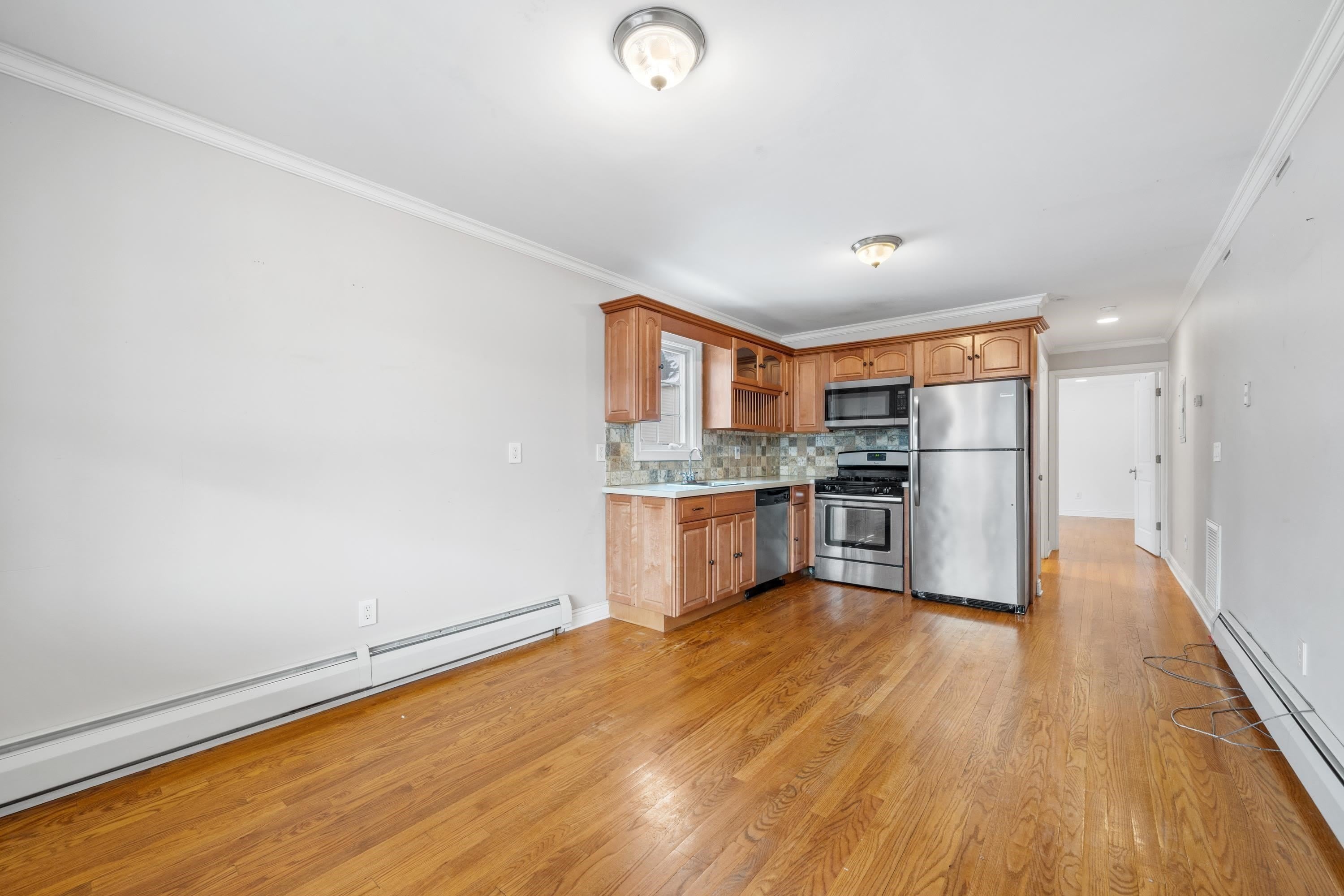 72 BROADWAY – photo 4