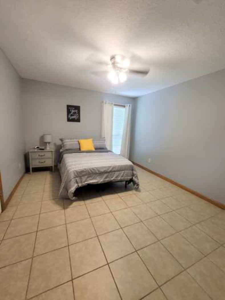 1408 Christie – photo 2
