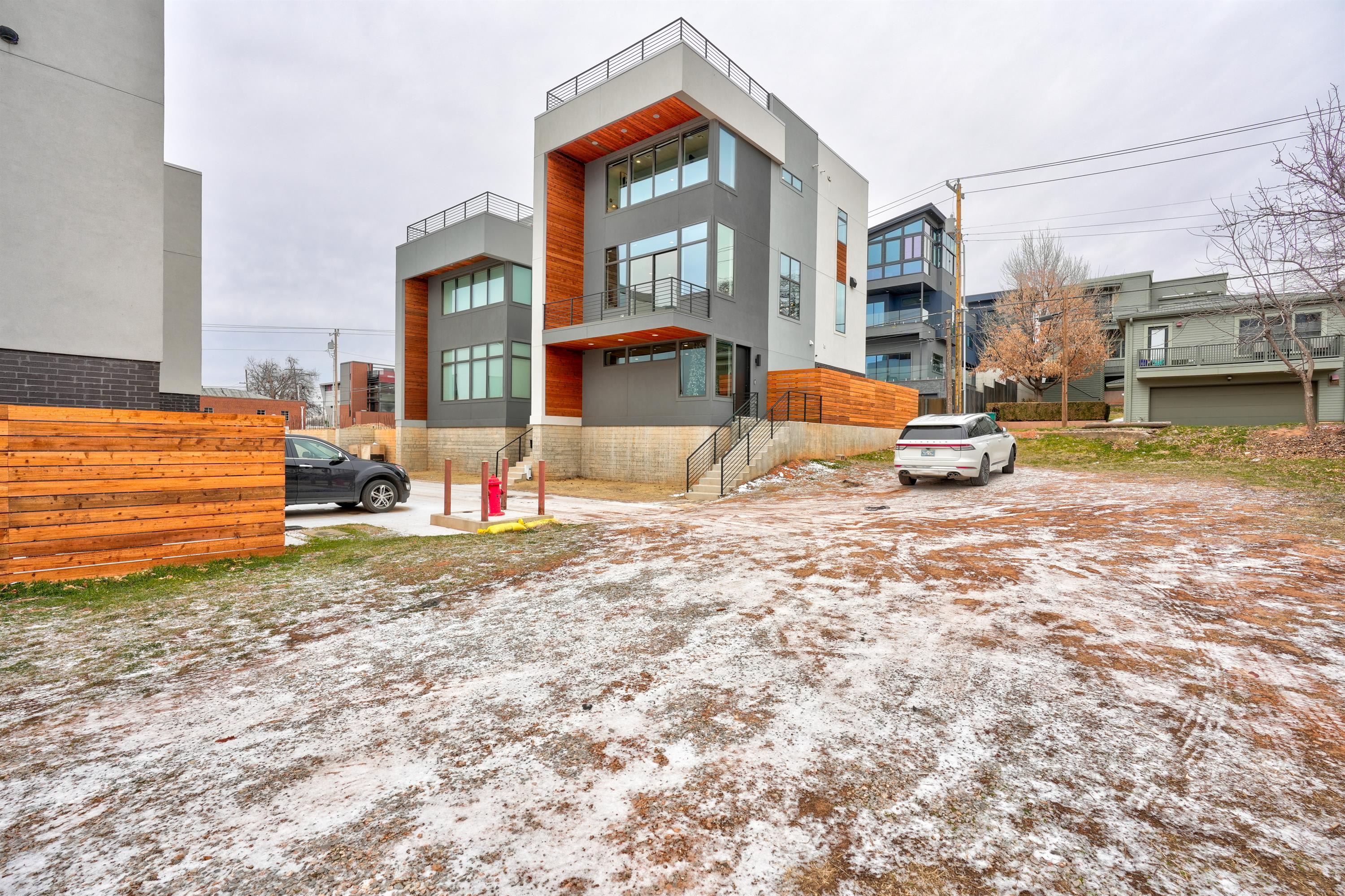 819 Northwest 6th Street – photo 2