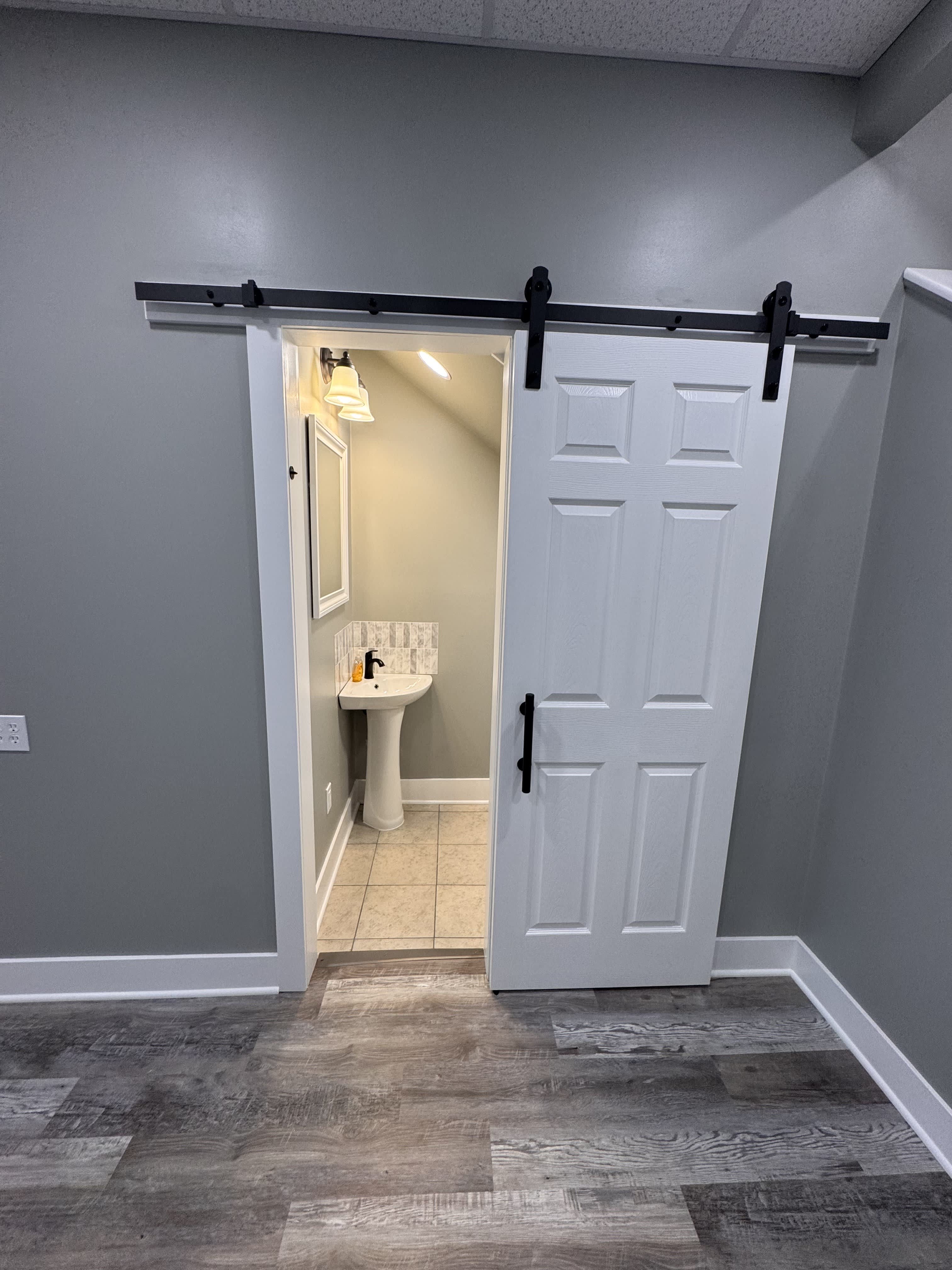 350 W Main St – photo 4
