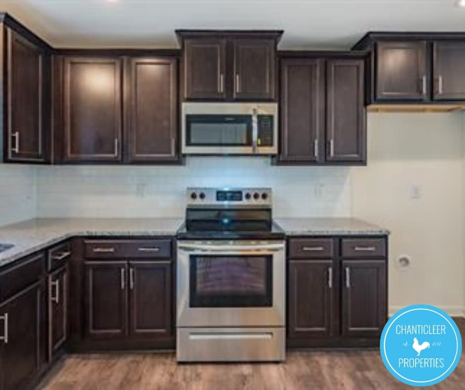 231 Socket Street – photo 3