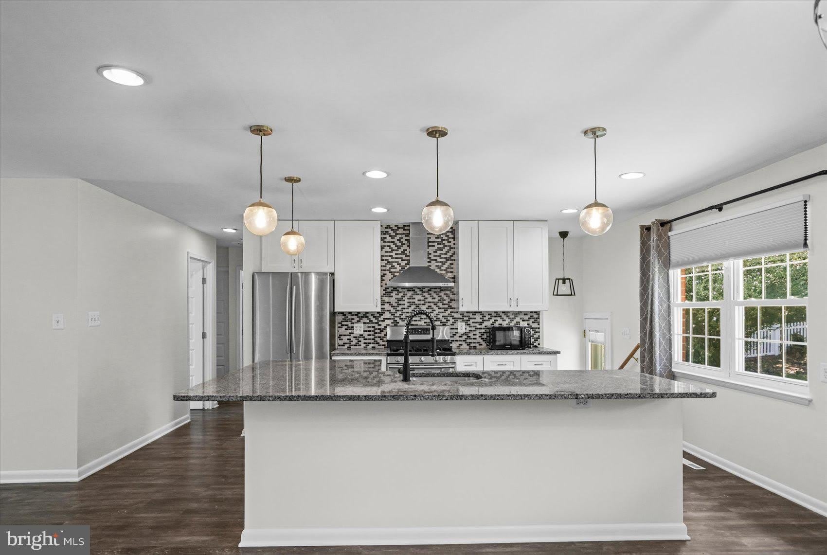 10202 DAVENTRY Drive – photo 5