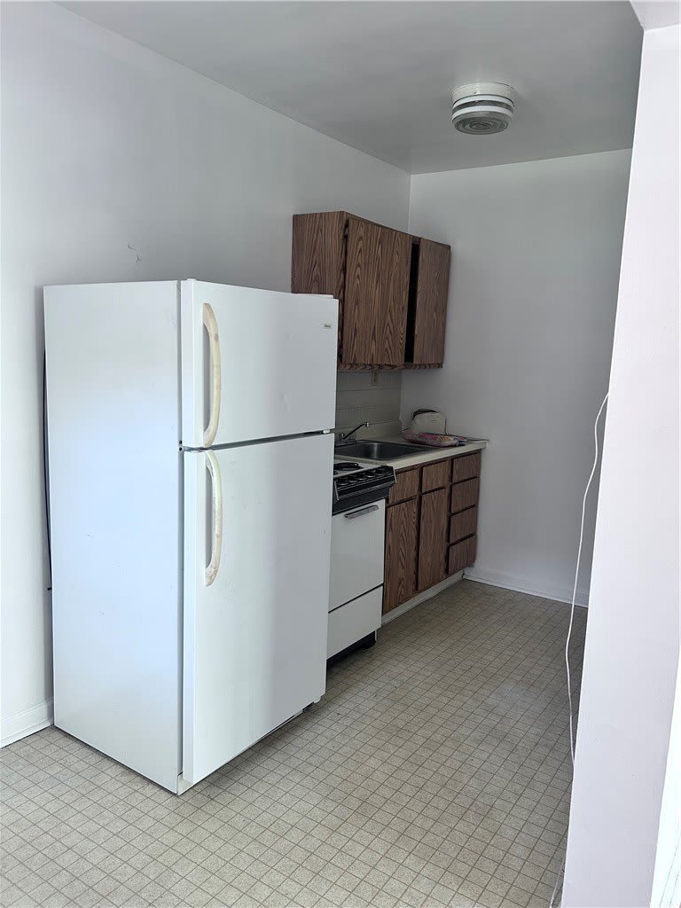 5917 Walnut St – photo 3