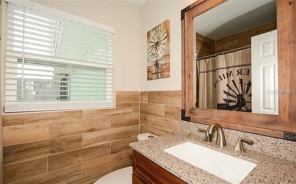 5909 ALBERT Place – photo 3